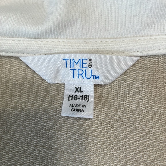 Time and Tru Tan and Cream 1/4 Zip Top Size XL - Picture 8 of 9